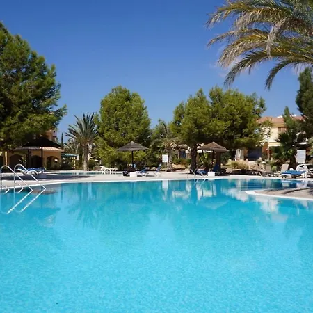 Modern Sea View Apartment Regina Gardens Paphos Exterior photo