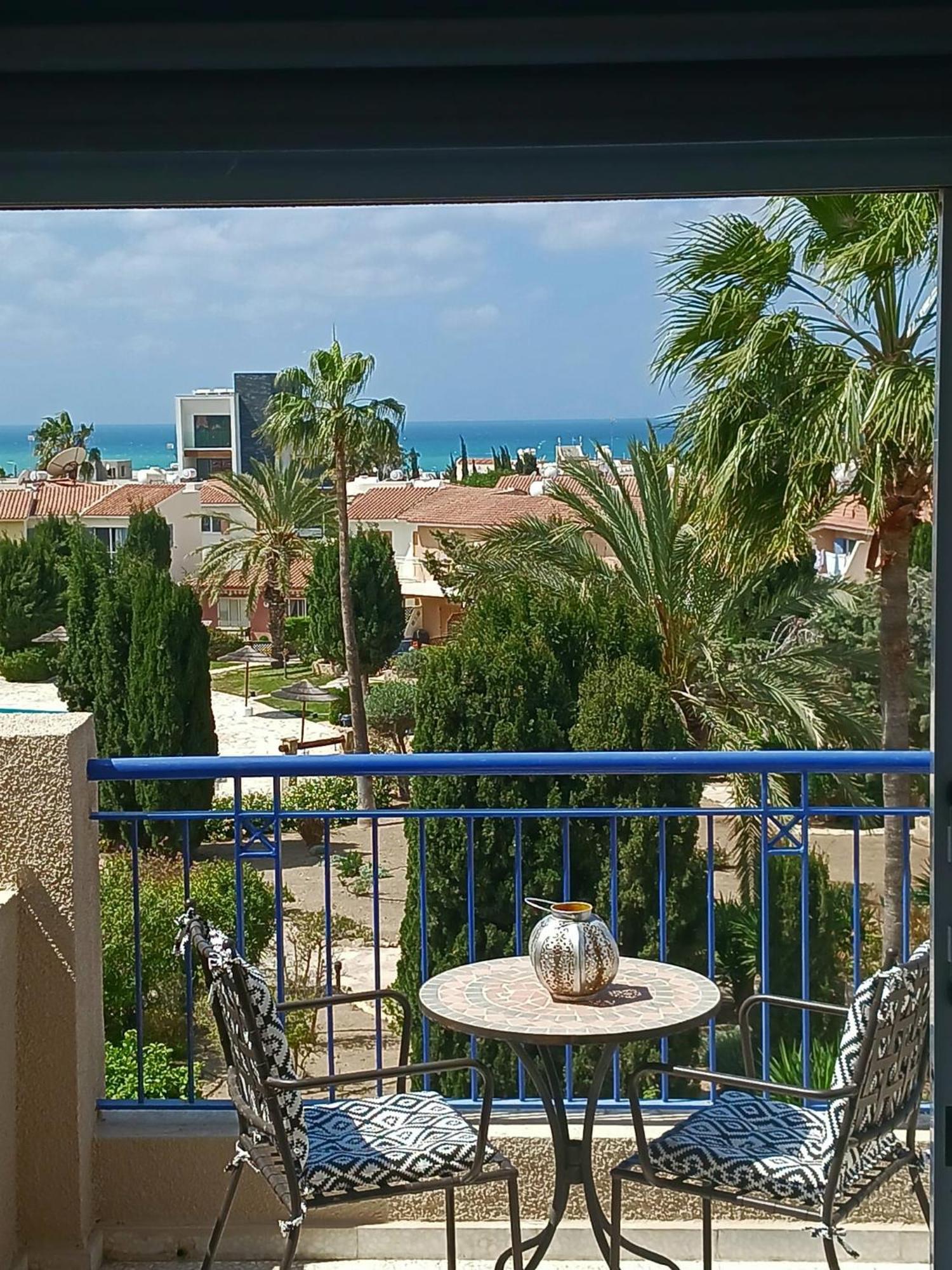 Modern Sea View Regina Gardens Apartment Paphos